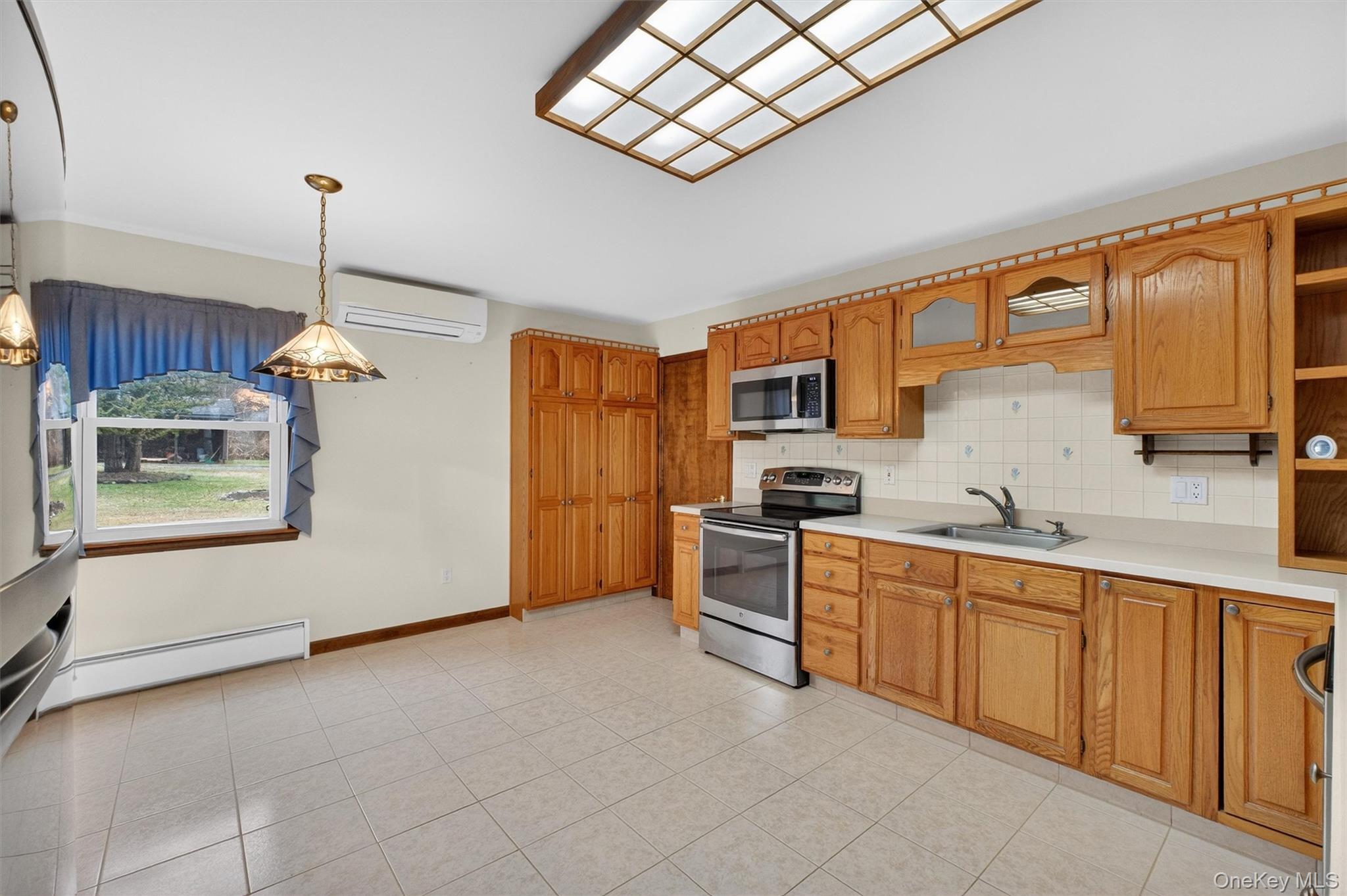 #6 photo, 11 Dill Hill Road, Hopewell Junction , NY 12533