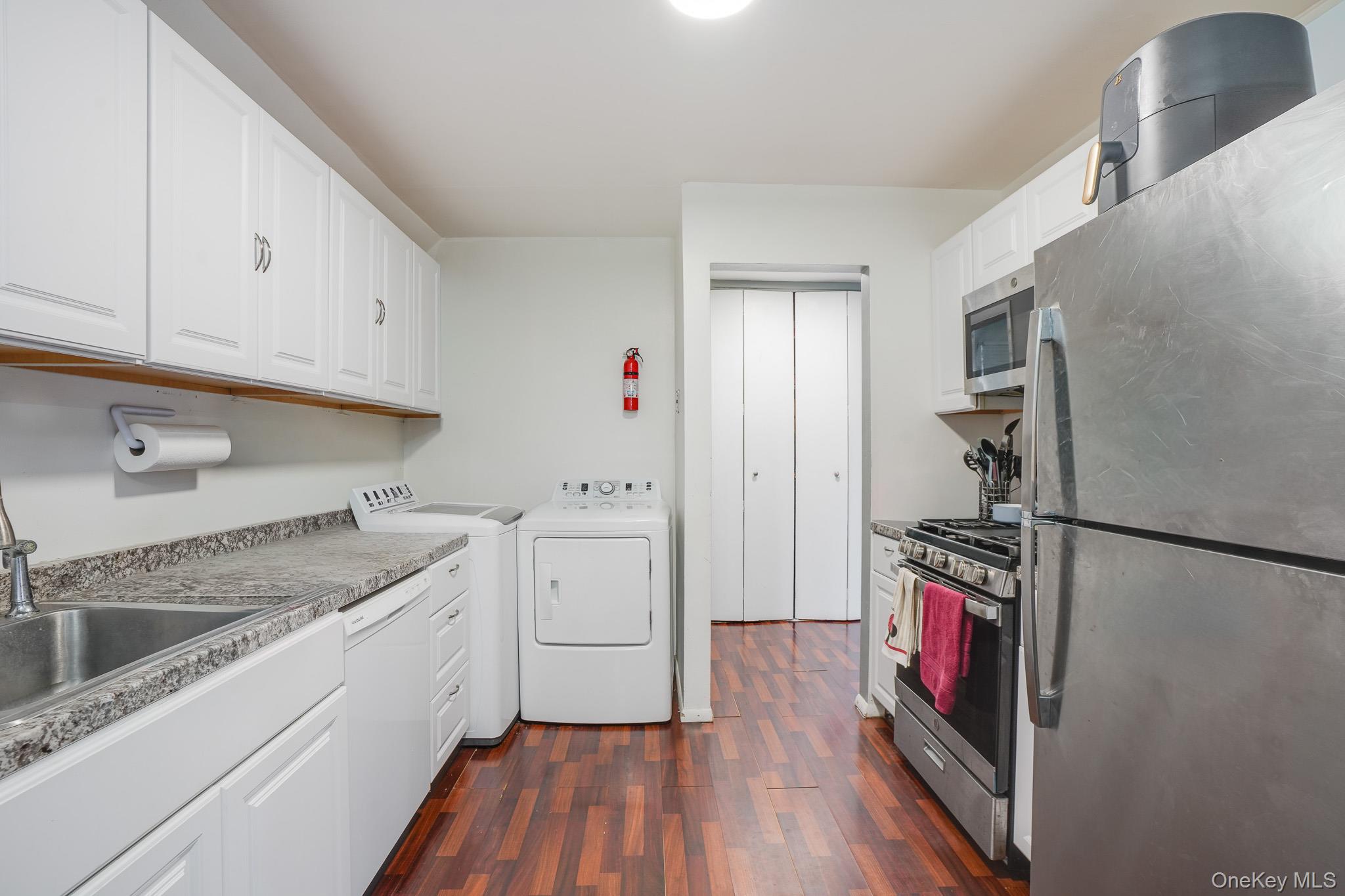 #5 photo, 16 Alpine Drive, Wappingers Falls , NY 12590