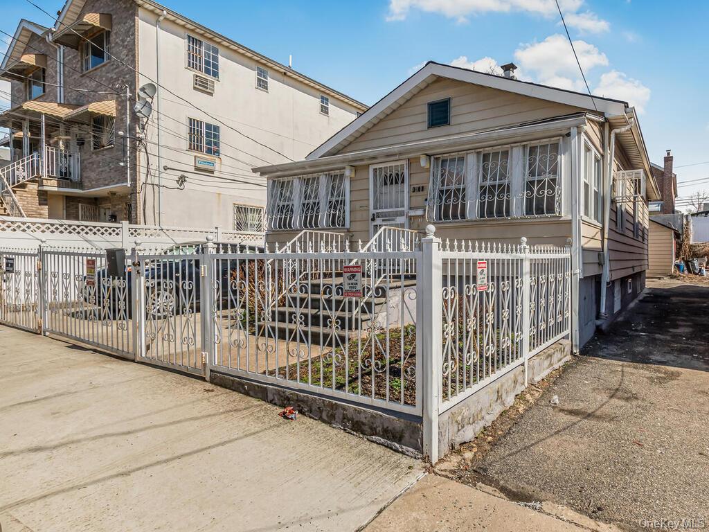 #2 photo, 3408 Ely Avenue, ব্রঙ্কস Bronx , NY 10469