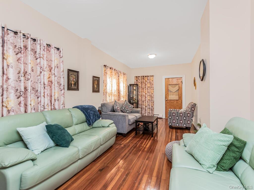 #4 photo, 3408 Ely Avenue, ব্রঙ্কস Bronx , NY 10469