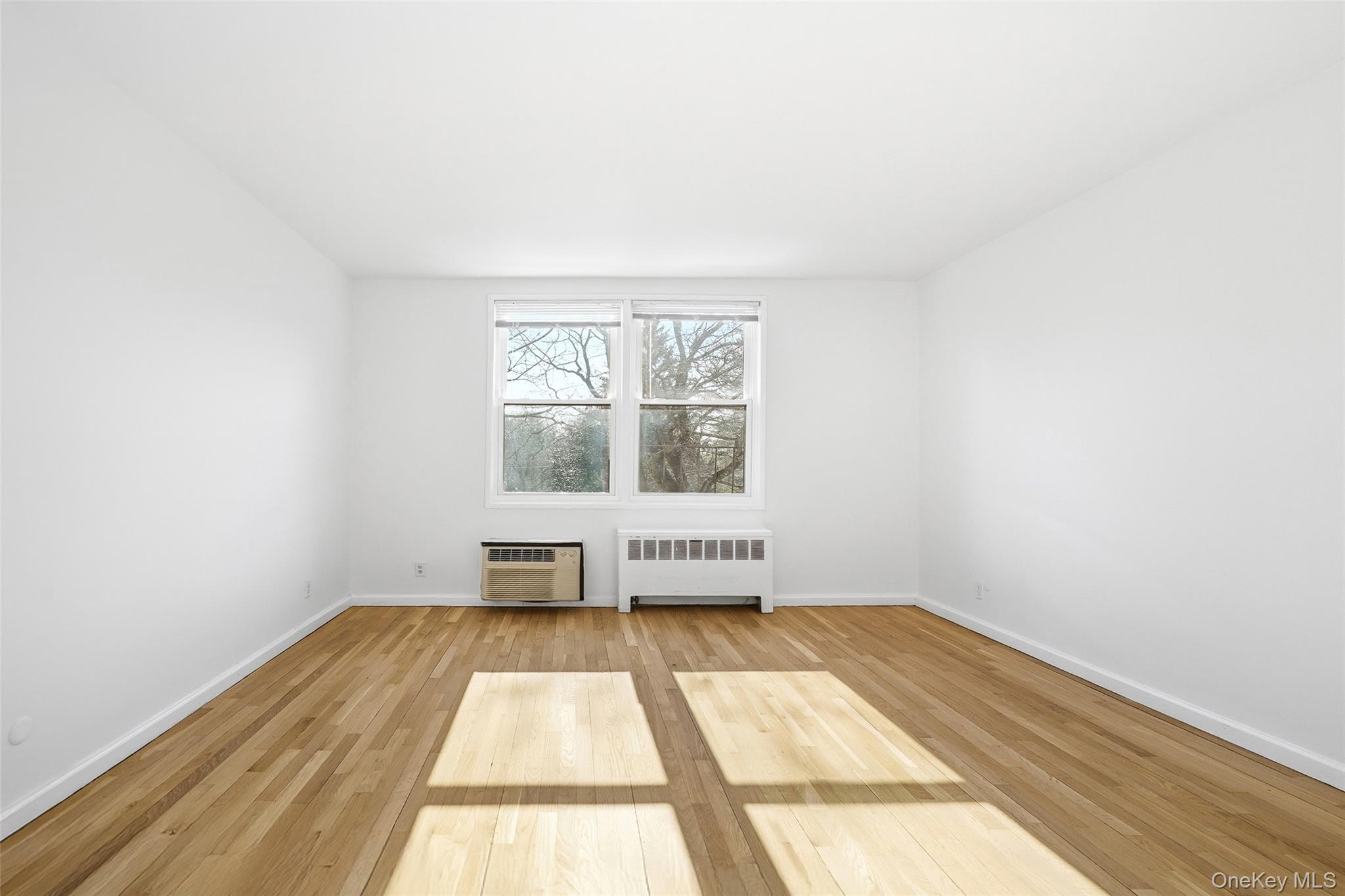 #14 photo, 953 W Boston Post Road, Mamaroneck , NY 10543