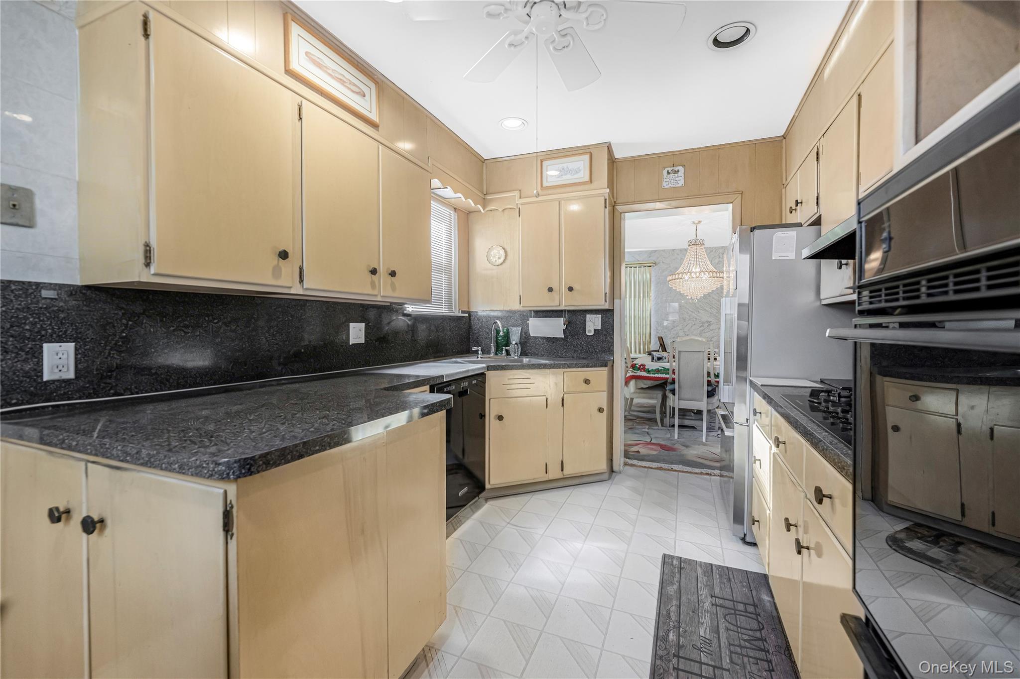 #7 photo, 150 Rumsey Road, Yonkers , NY 10705