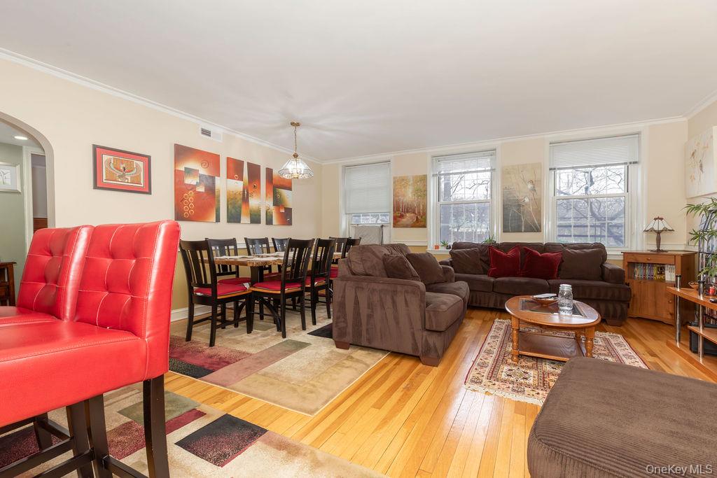 #14 photo, 1328 Midland Avenue, ব্রঙ্কস Bronxville , NY 10708