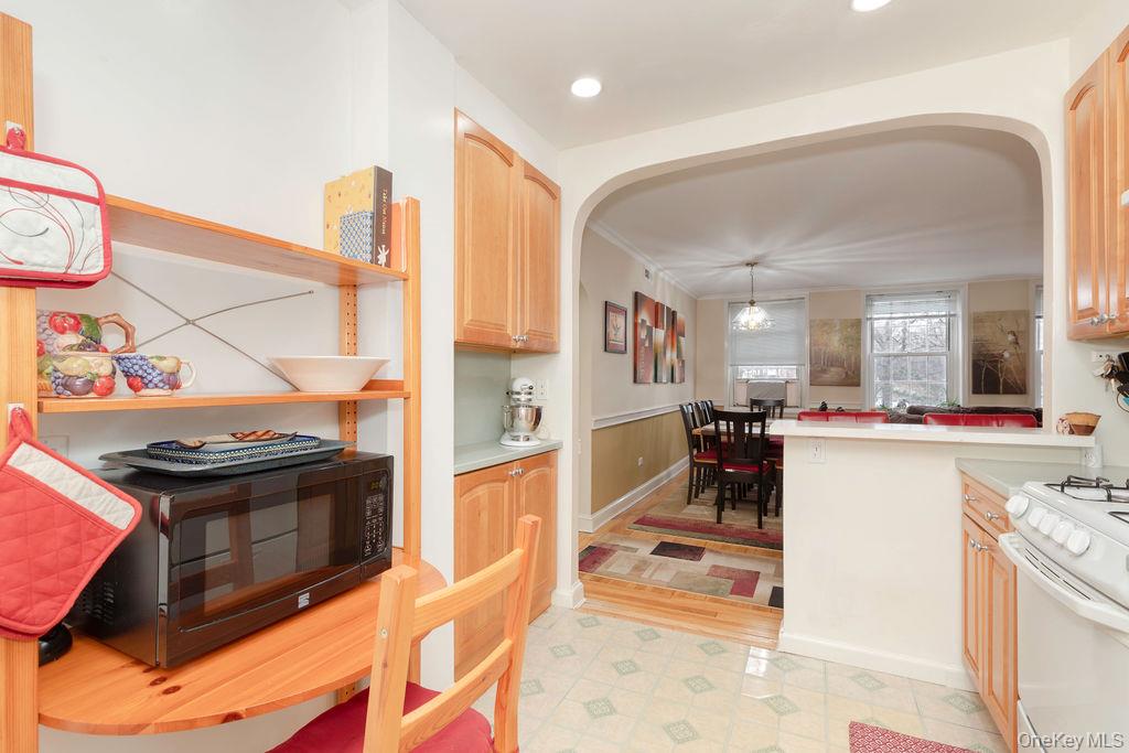 #7 photo, 1328 Midland Avenue, ব্রঙ্কস Bronxville , NY 10708