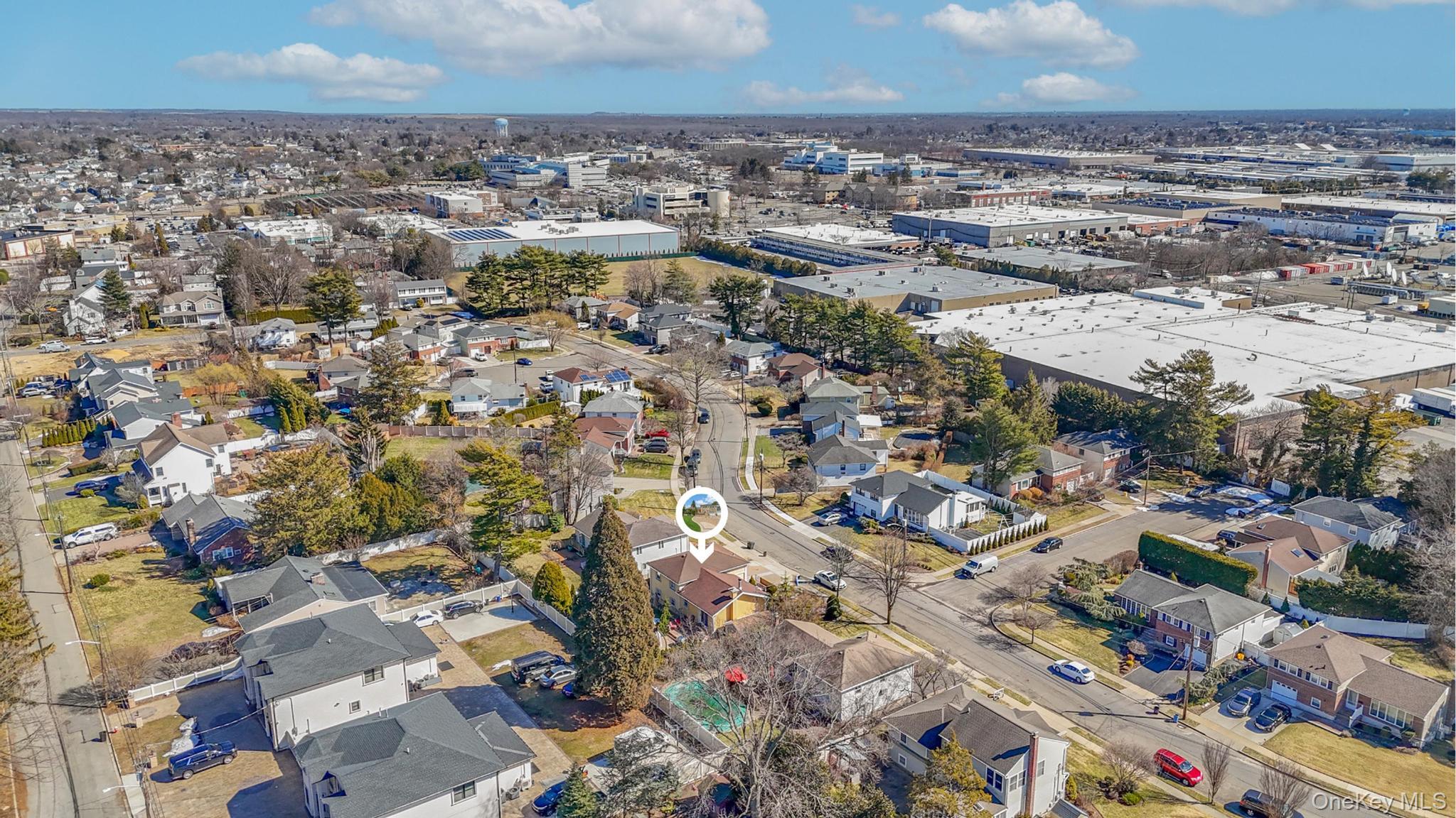 #7 photo, 16 Tudor Road, নাসাউ কাউন্টি Hicksville , NY 11801