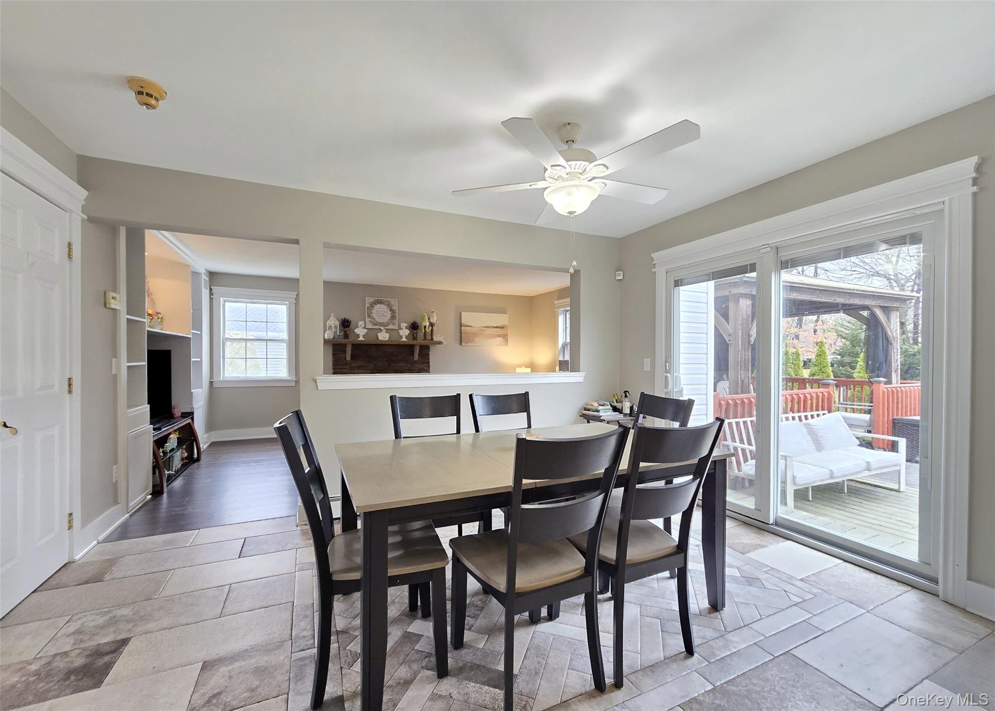 #12 photo, 9 Keystone Court, সাফোক কাউন্টি Centereach , NY 11720