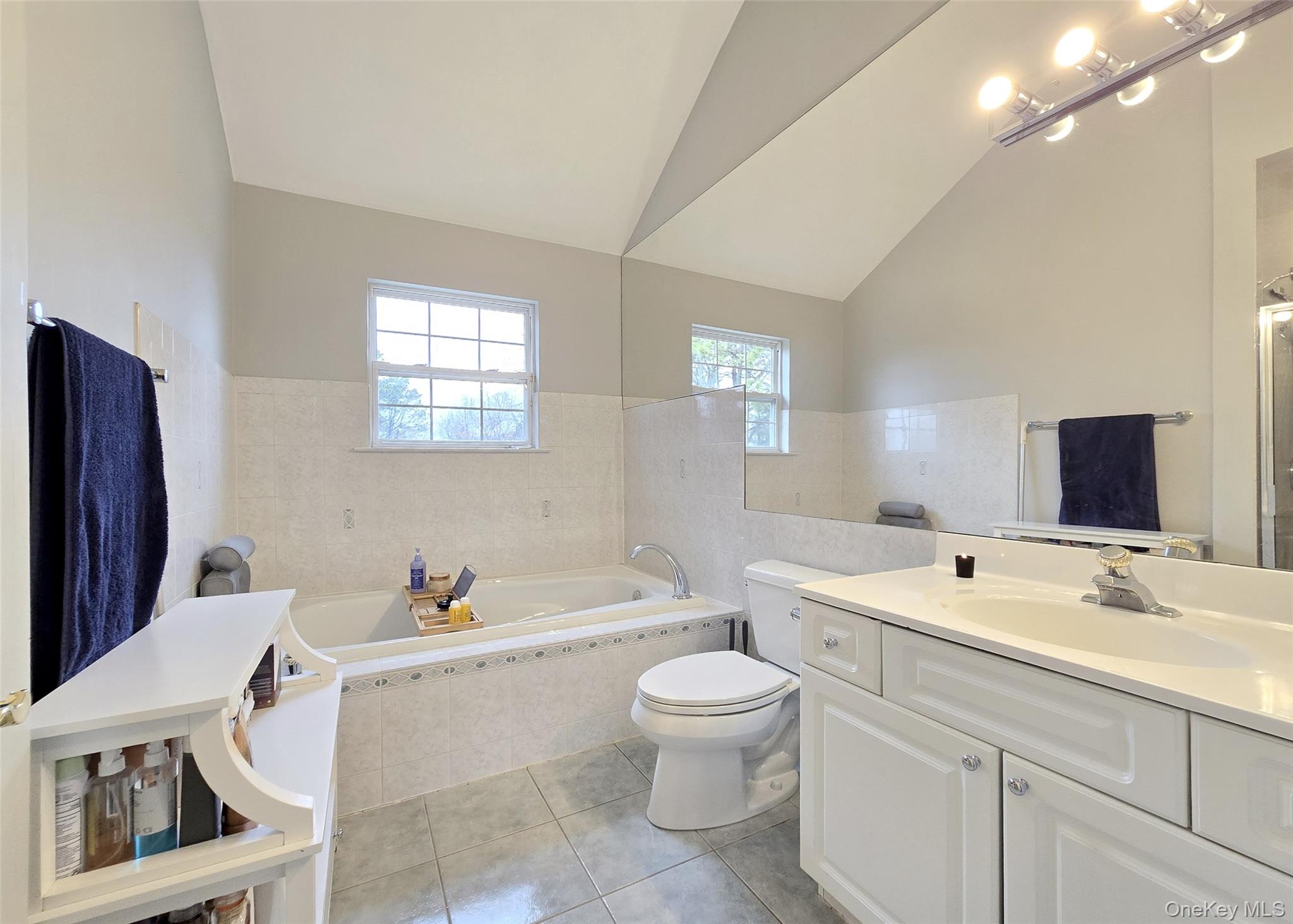 #18 photo, 9 Keystone Court, সাফোক কাউন্টি Centereach , NY 11720