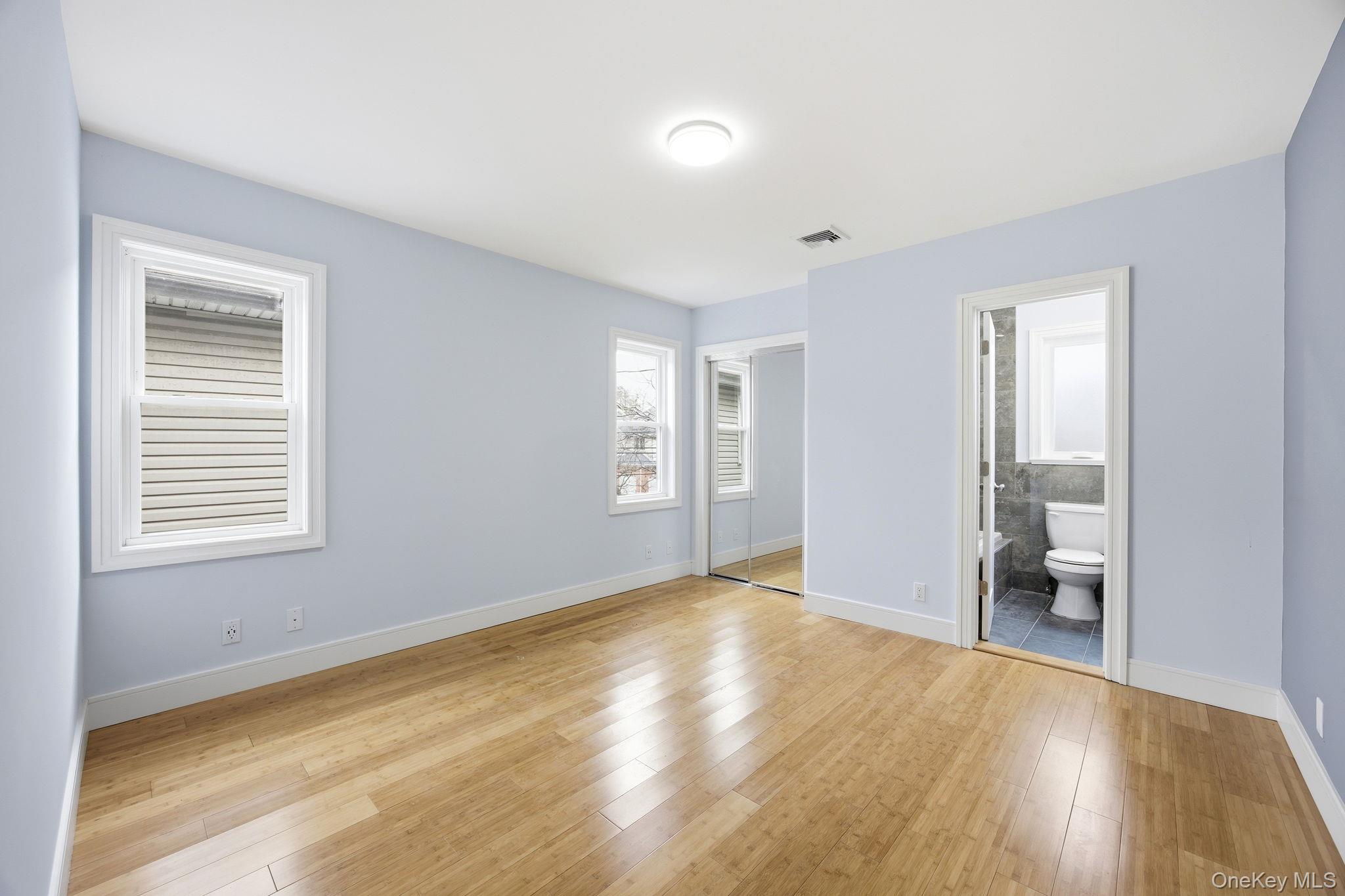 #13 photo, 96 Coale, স্ট্যাটেন আইল্যান্ড Staten Island , NY 10314