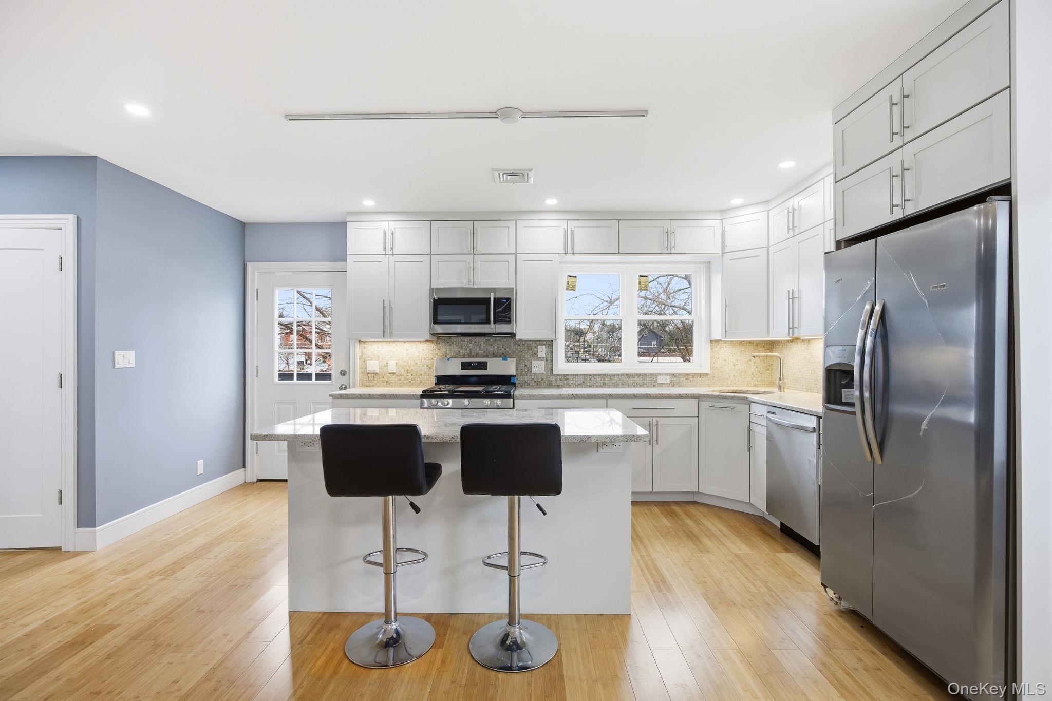 #6 photo, 96 Coale, স্ট্যাটেন আইল্যান্ড Staten Island , NY 10314