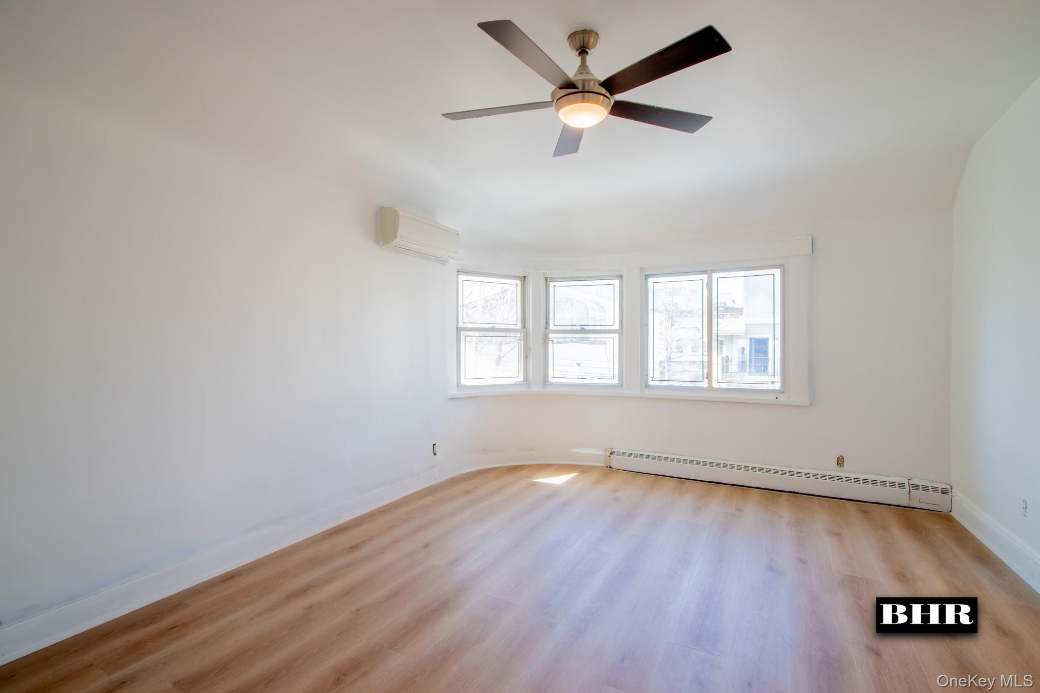 #10 photo, 154 Beaumont Street, ব্রুকলিন Brooklyn , NY 11235