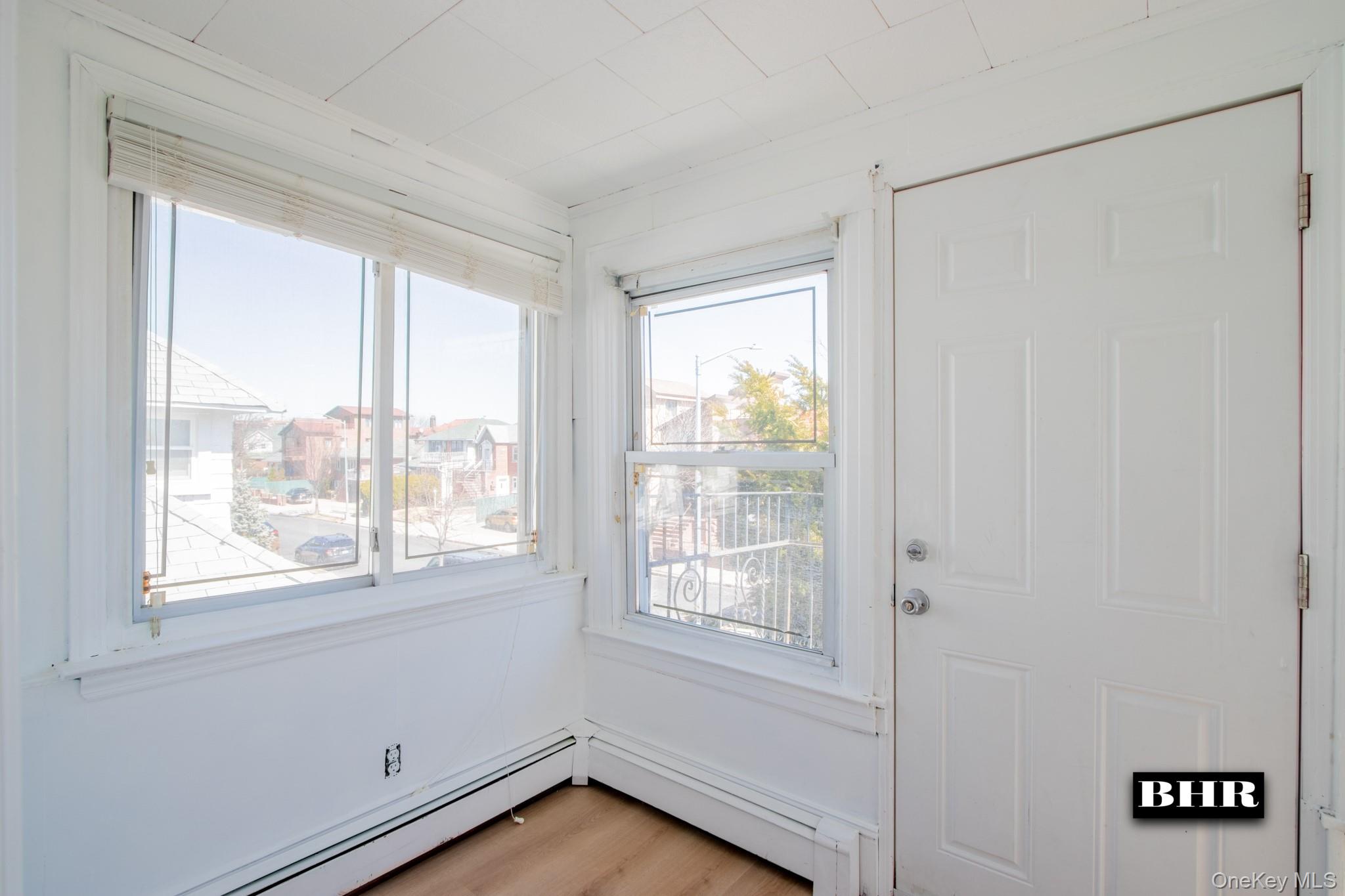 #18 photo, 154 Beaumont Street, ব্রুকলিন Brooklyn , NY 11235