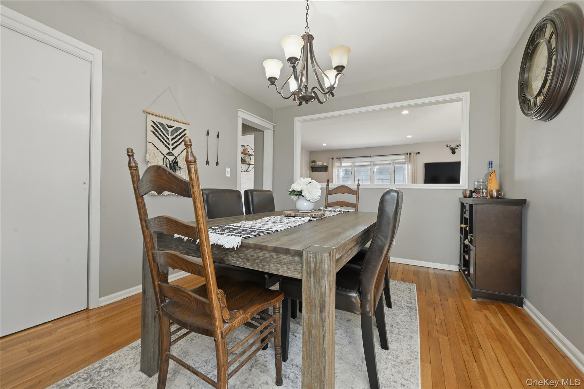 #20 photo, 27 Chester Street, সাফোক কাউন্টি East Northport , NY 11731