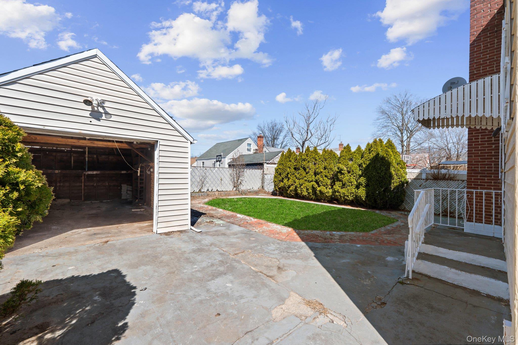 #11 photo, 7 Everett Street, নাসাউ কাউন্টি Valley Stream , NY 11580