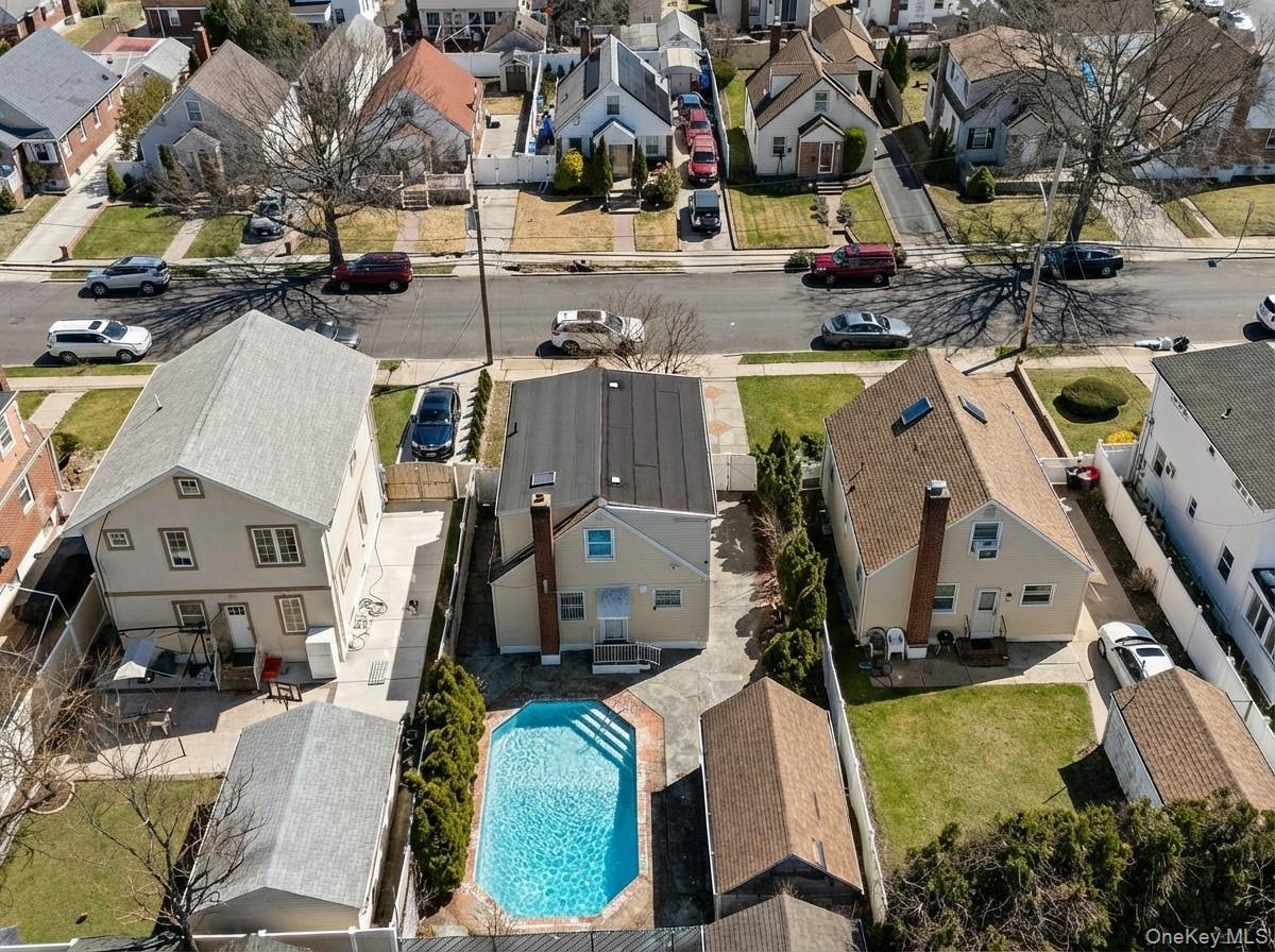 #13 photo, 7 Everett Street, নাসাউ কাউন্টি Valley Stream , NY 11580