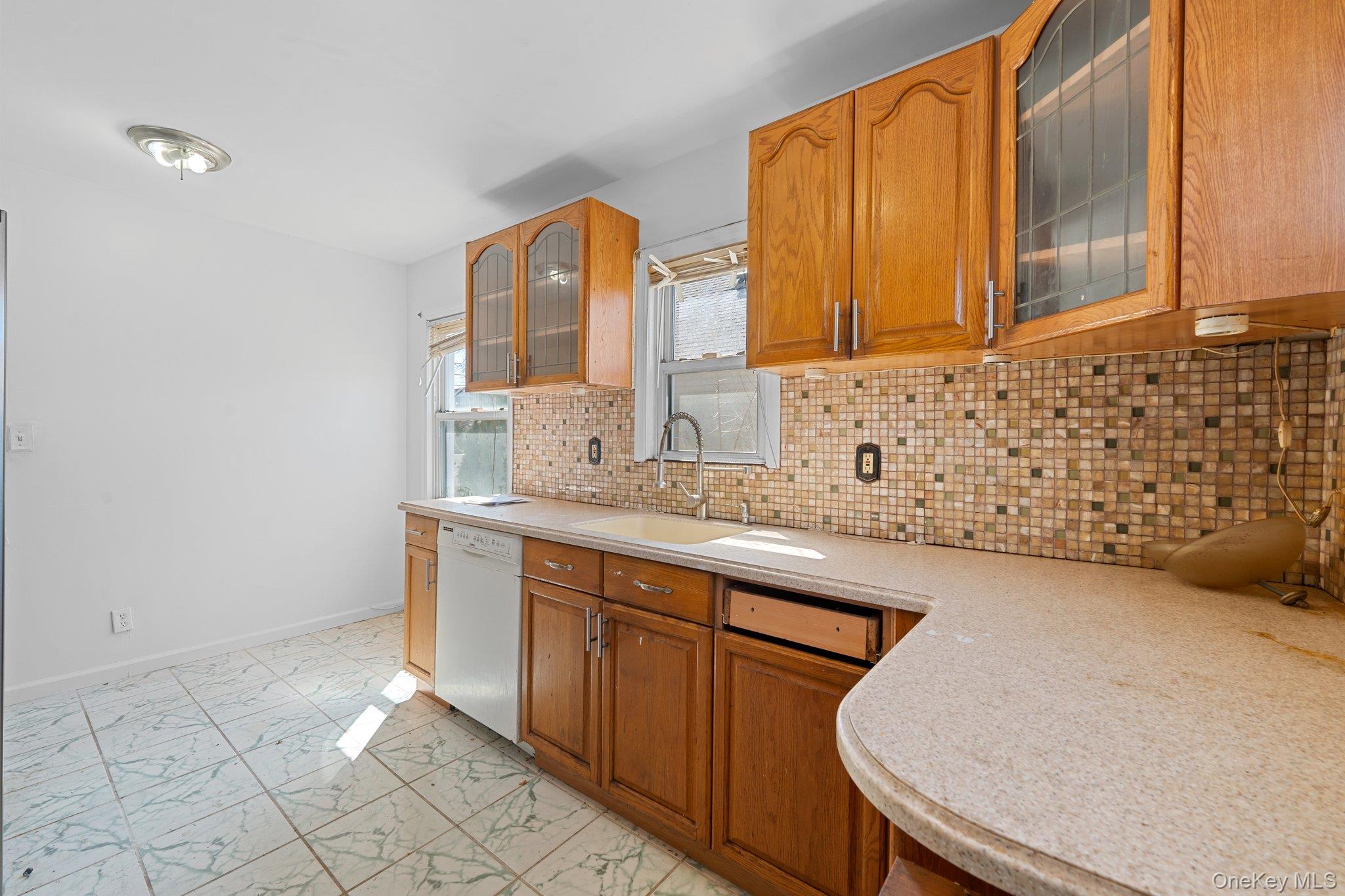 #5 photo, 7 Everett Street, নাসাউ কাউন্টি Valley Stream , NY 11580