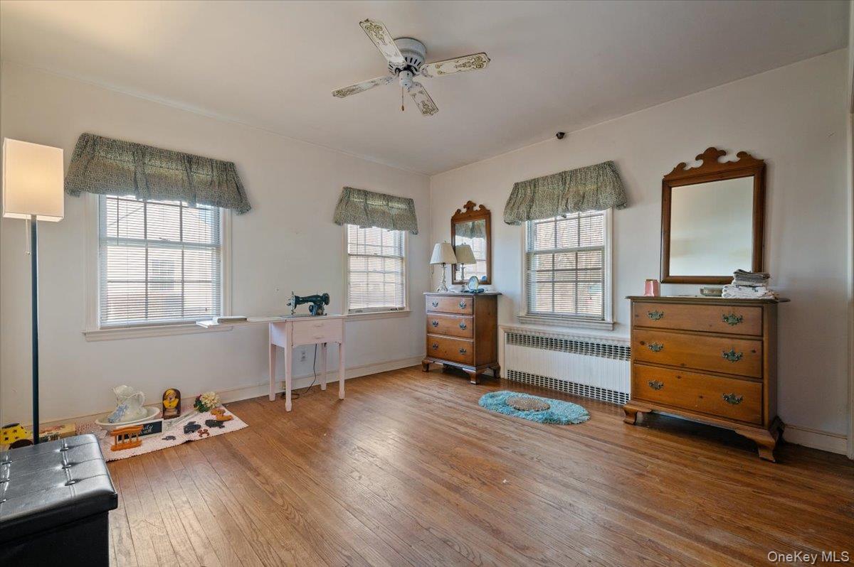 #12 photo, 12 Maple Avenue, 长岛 贝斯佩奇 Bethpage , NY 11714