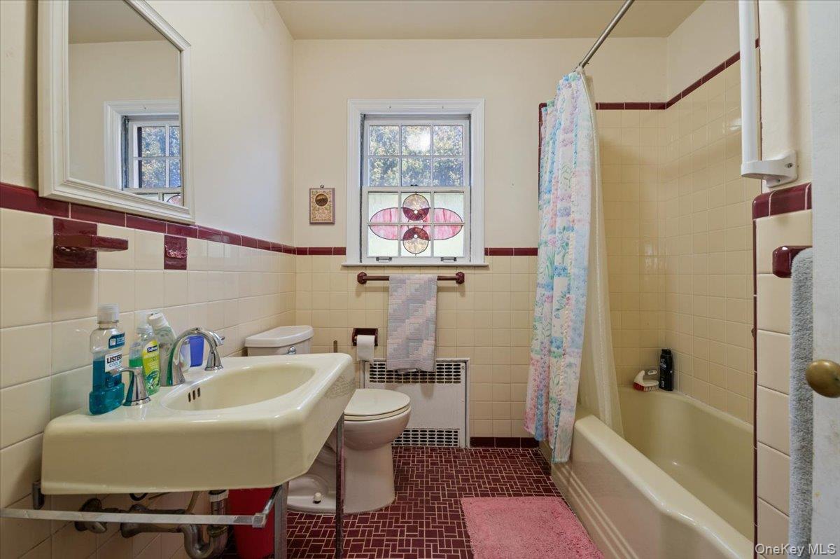 #15 photo, 12 Maple Avenue, 长岛 贝斯佩奇 Bethpage , NY 11714