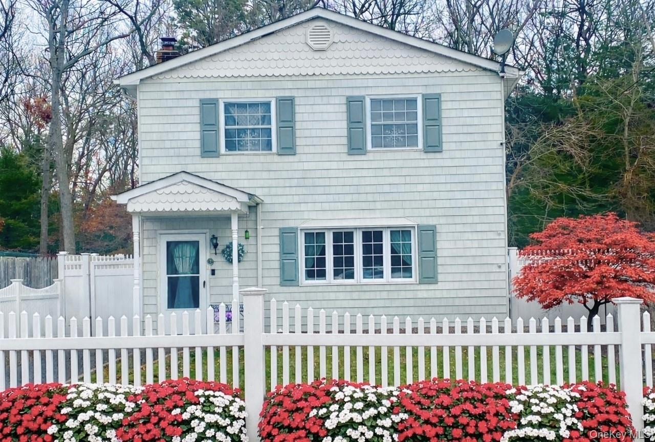 #1 photo, 171 Pauline Street, সাফোক কাউন্টি Holbrook , NY 11741