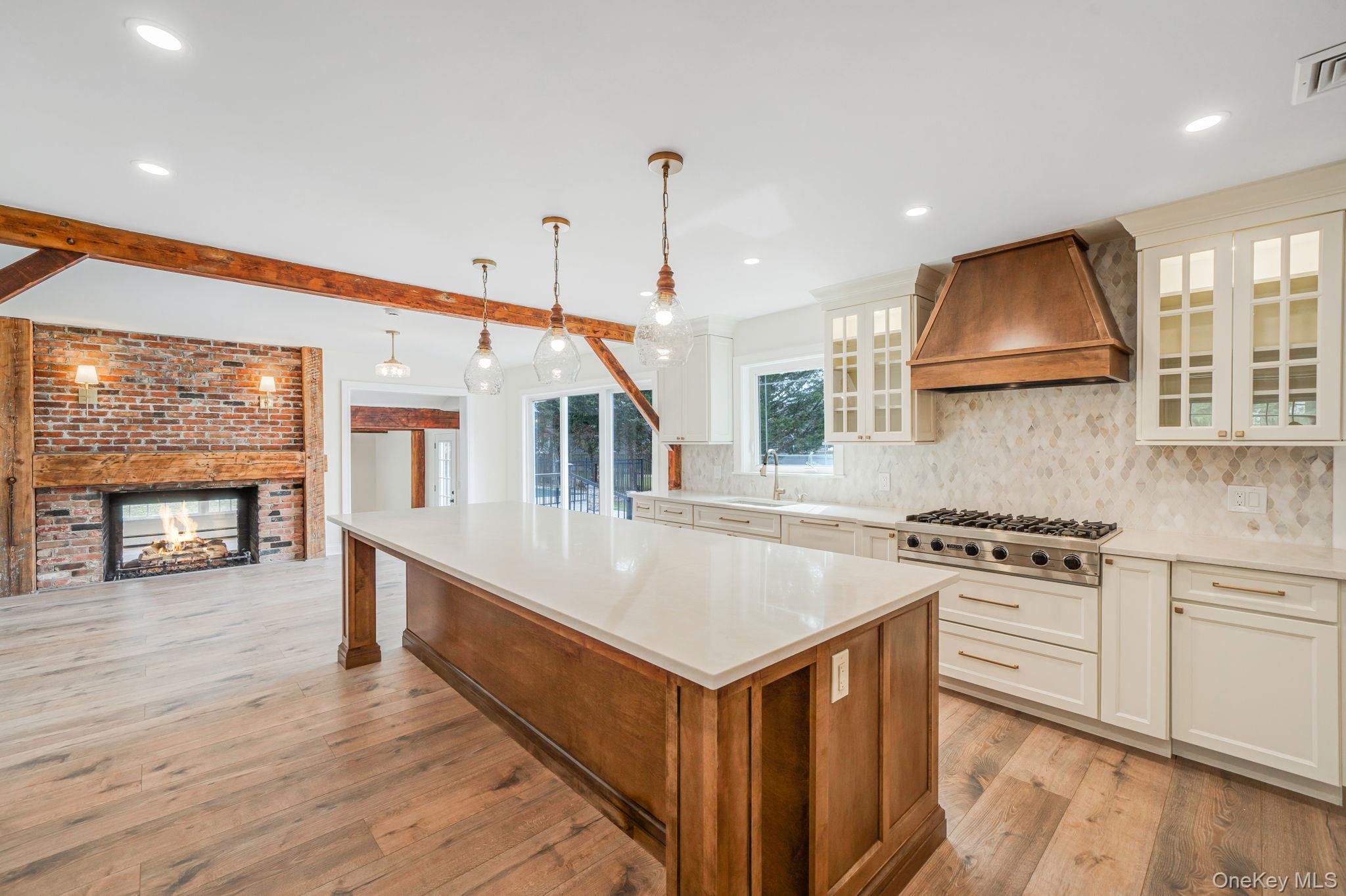 #11 photo, 61 Ocean Avenue, Islip , NY 11751