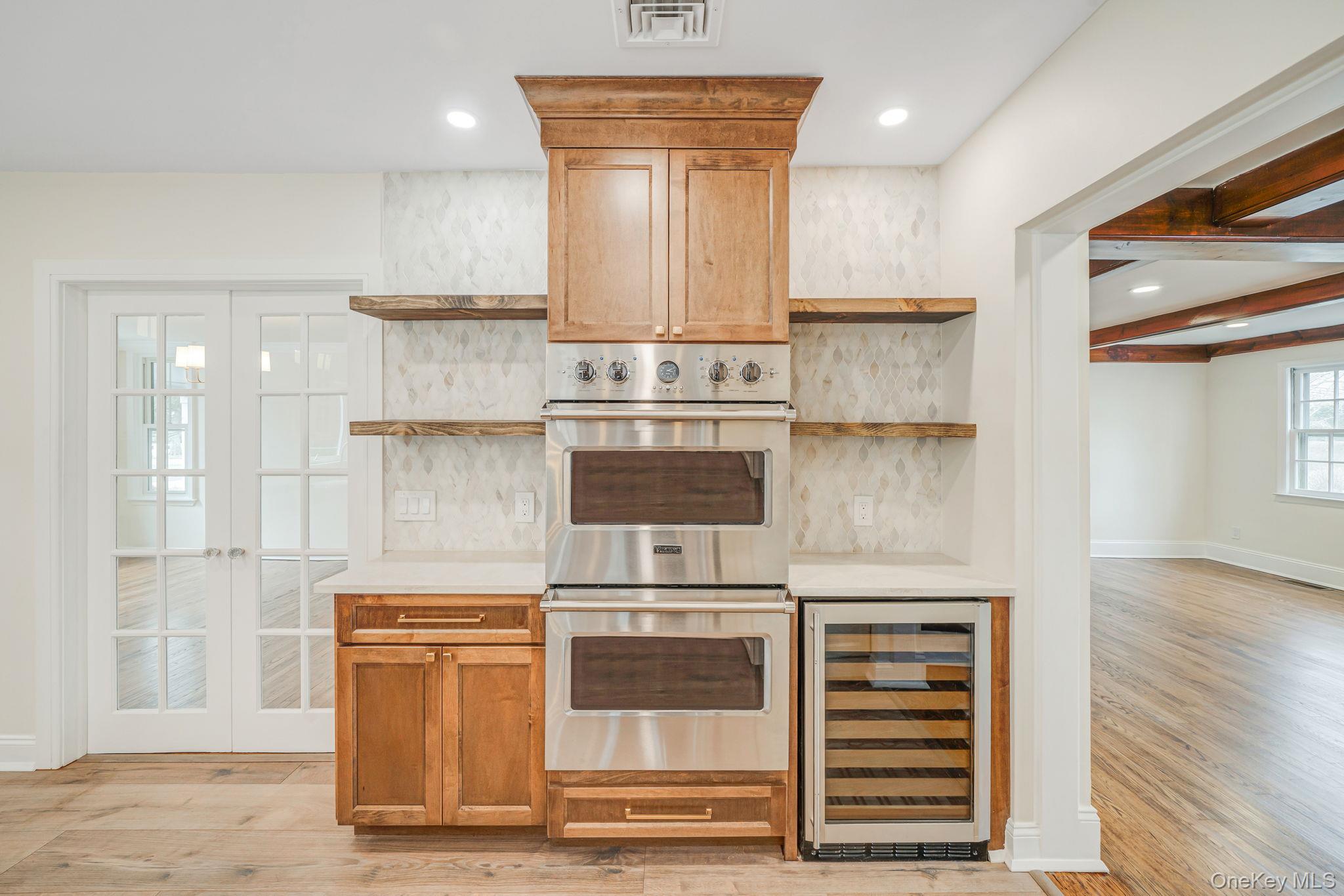 #12 photo, 61 Ocean Avenue, Islip , NY 11751