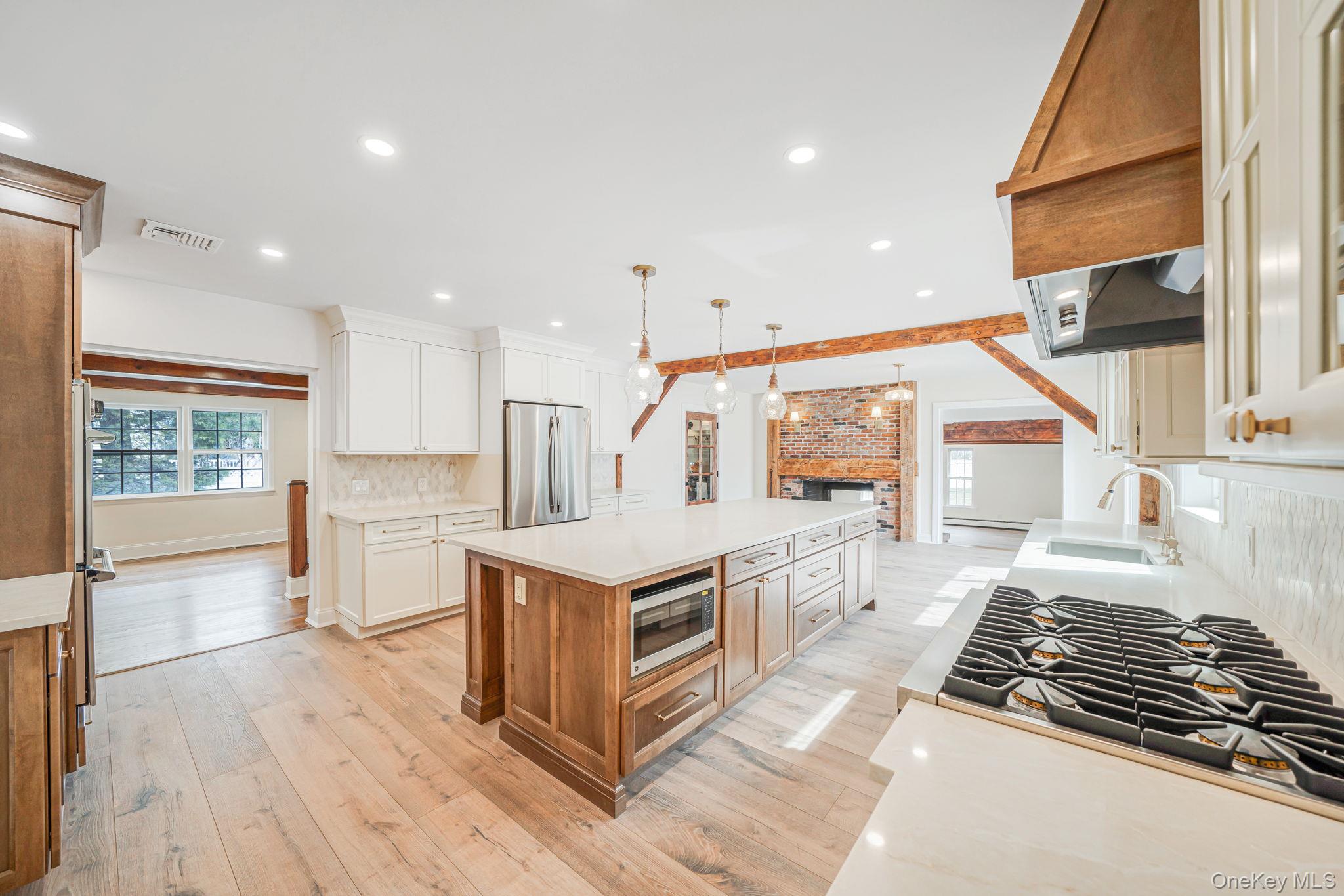 #9 photo, 61 Ocean Avenue, Islip , NY 11751