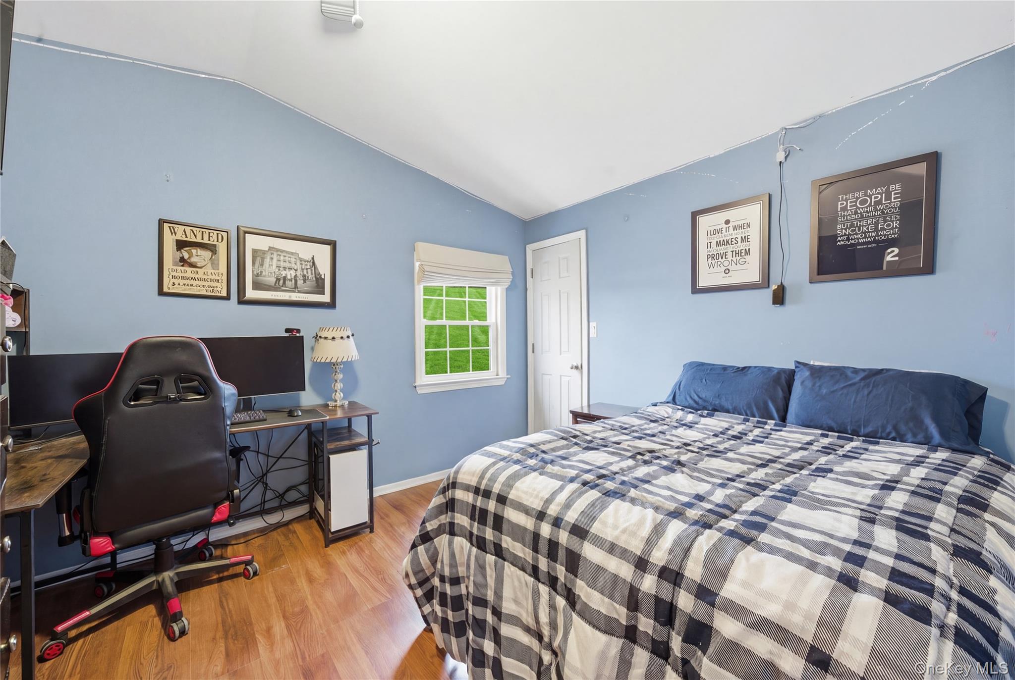 #16 photo, 15 Newport Avenue, সাফোক কাউন্টি Selden , NY 11784