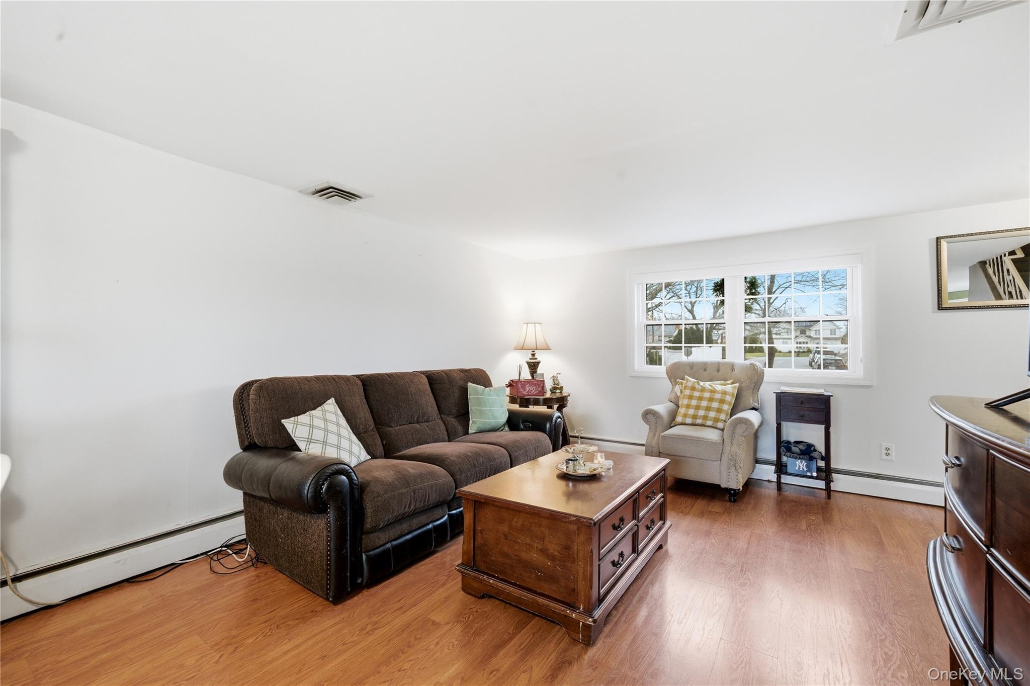 #5 photo, 15 Newport Avenue, সাফোক কাউন্টি Selden , NY 11784