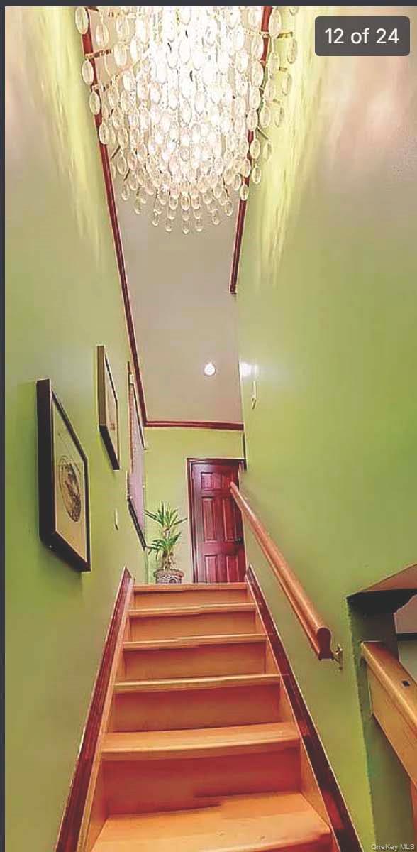 #12 photo, 12304 6th Avenue, Куинс ‖ College Point , NY 11356