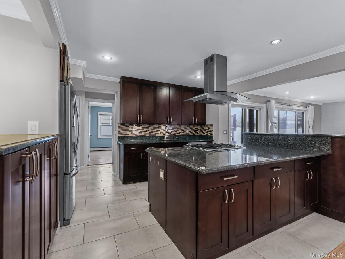 #6 photo, 626 Pearl Street, নাসাউ কাউন্টি Oceanside , NY 11572