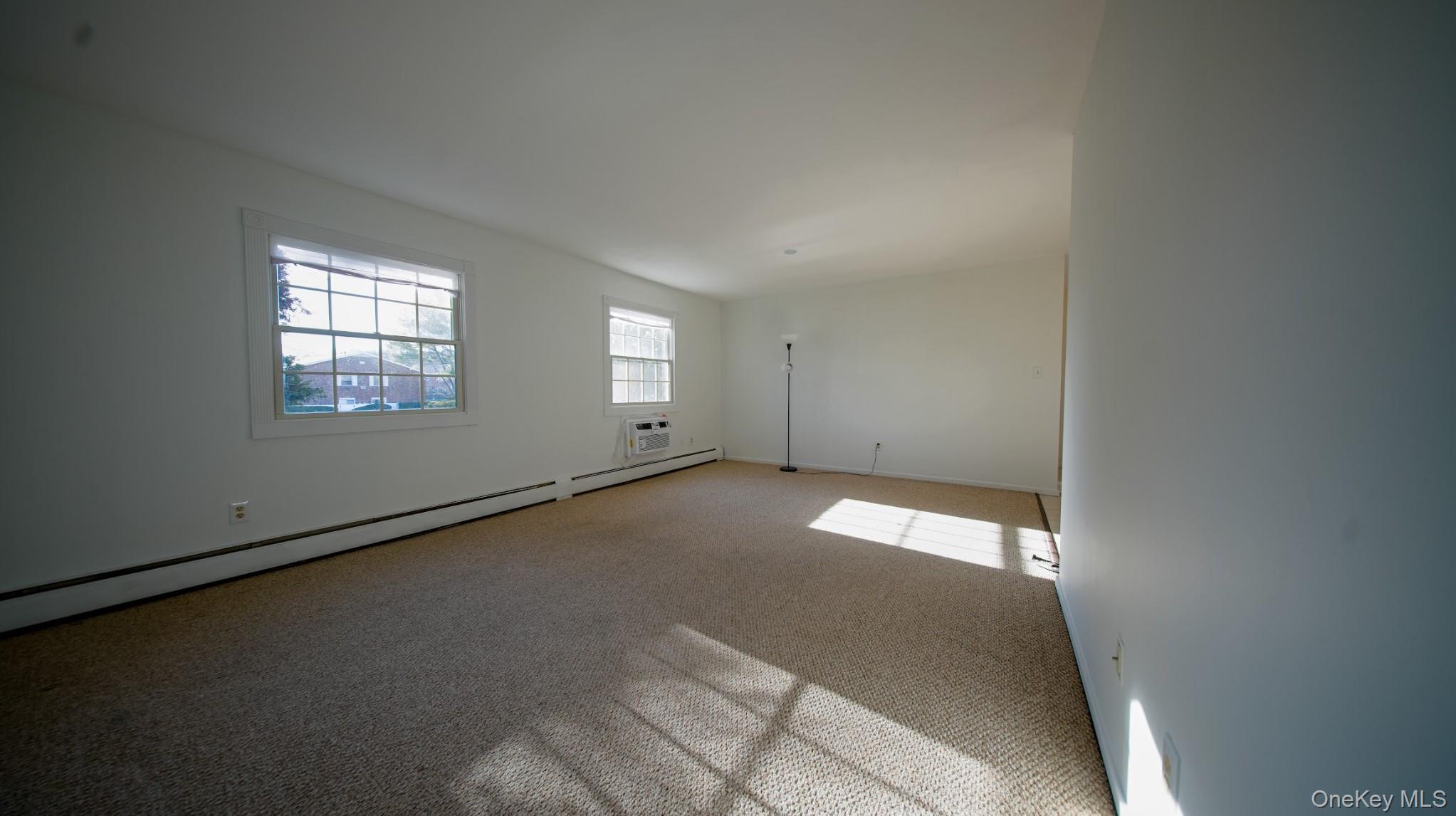 #3 photo, 460 Old Town Road, সাফোক কাউন্টি Port Jefferson Station , NY 11776