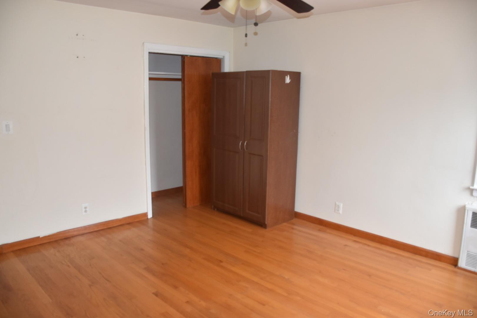 #15 photo, 14939 123rd Street, Куинс ‖ South Ozone Park , NY 11420