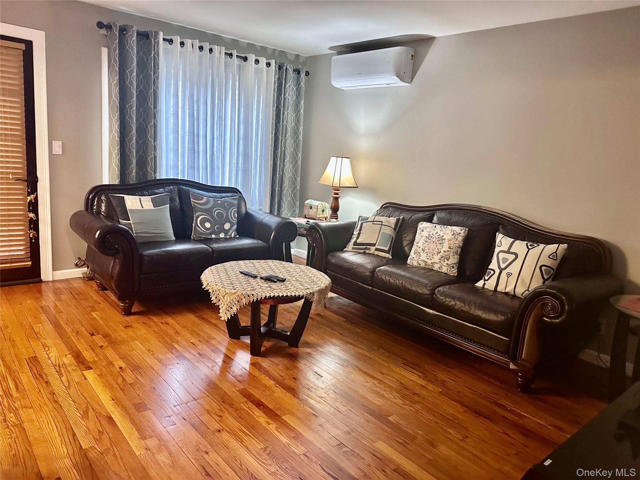 #5 photo, 14939 123rd Street, Куинс ‖ South Ozone Park , NY 11420