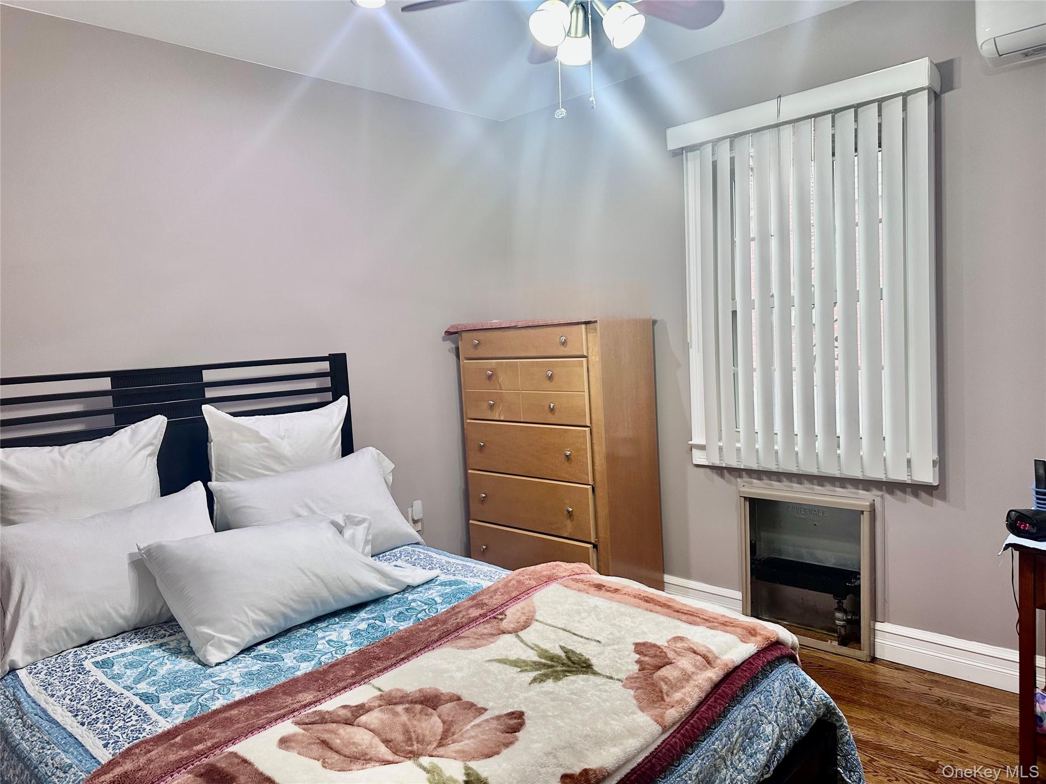 #8 photo, 14939 123rd Street, Куинс ‖ South Ozone Park , NY 11420