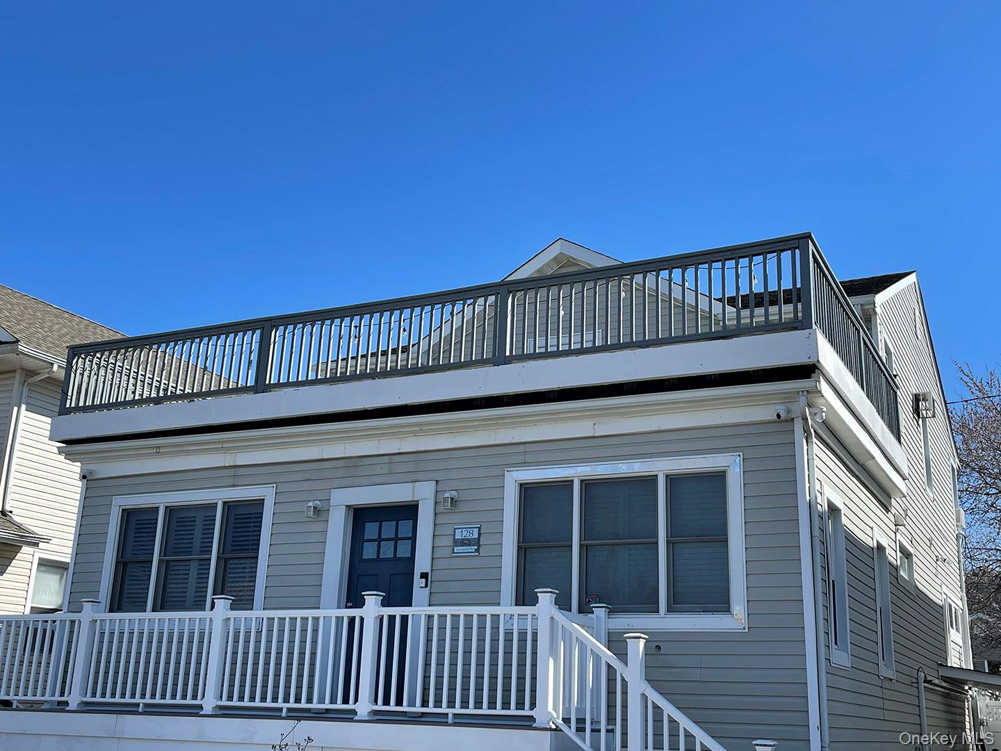 #15 photo, 128 Roosevelt Boulevard, מחוז נסאו Long Beach , NY 11561