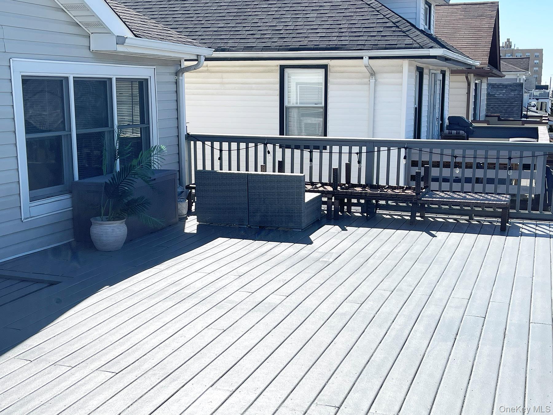 #16 photo, 128 Roosevelt Boulevard, מחוז נסאו Long Beach , NY 11561