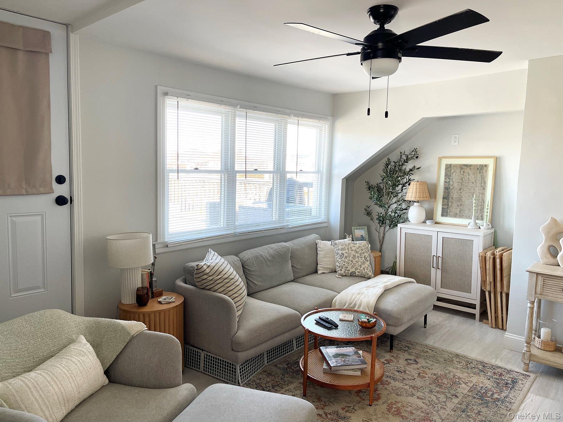 #8 photo, 128 Roosevelt Boulevard, מחוז נסאו Long Beach , NY 11561