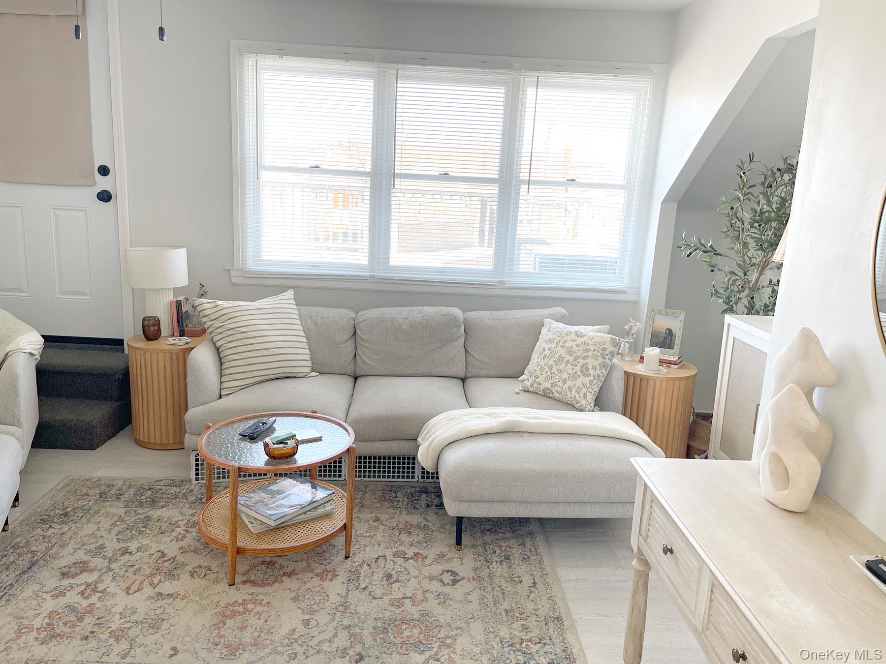 #9 photo, 128 Roosevelt Boulevard, מחוז נסאו Long Beach , NY 11561