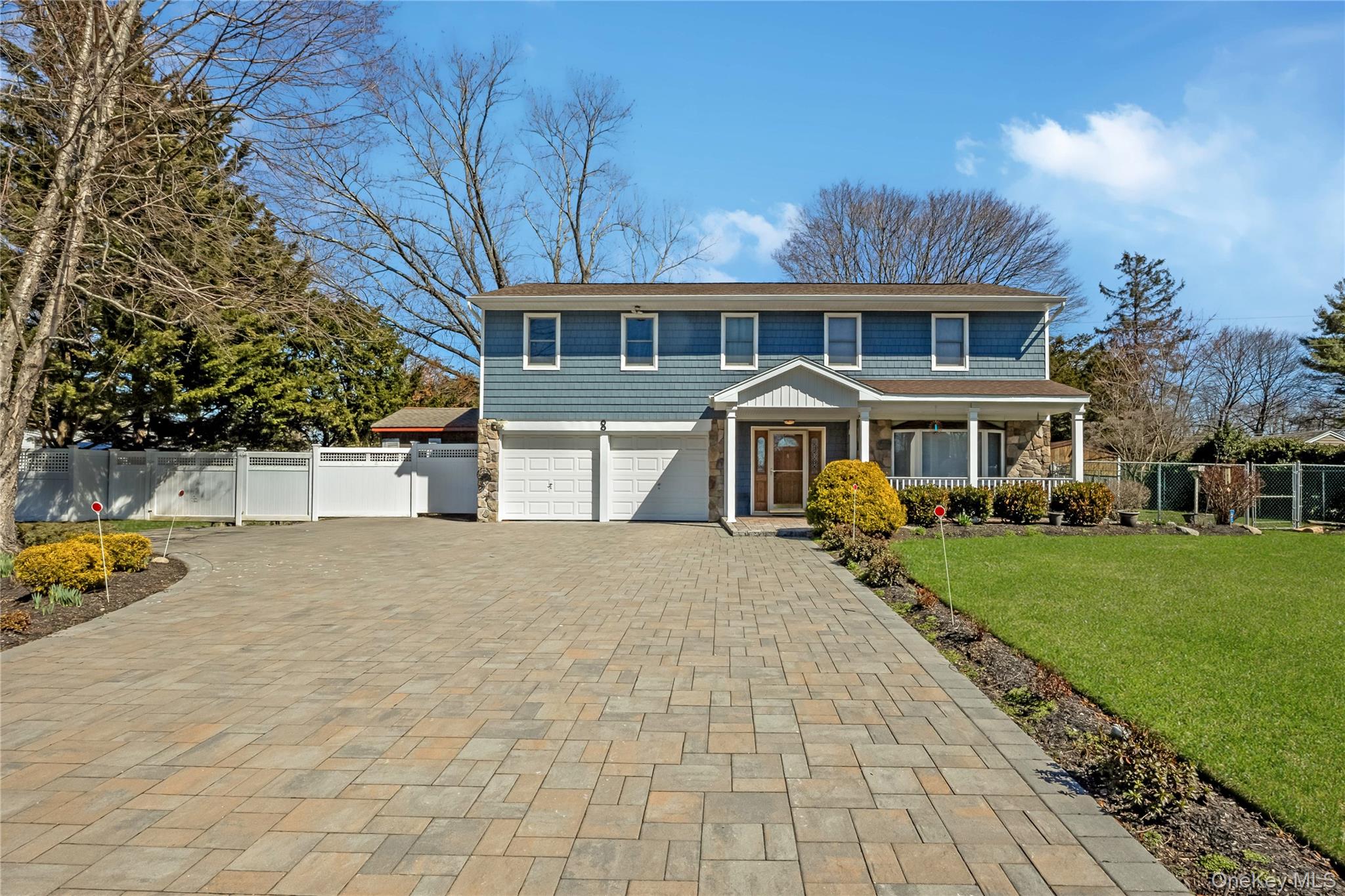 #1 photo, 8 Shari Lane, সাফোক কাউন্টি East Northport , NY 11731