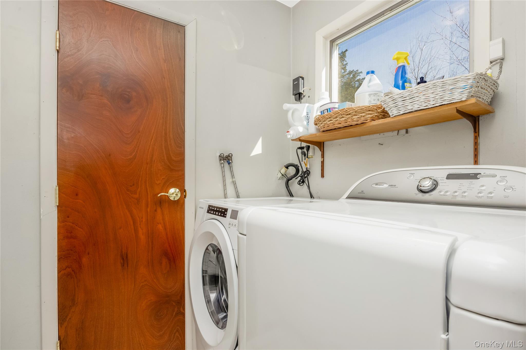 #14 photo, 8 Shari Lane, সাফোক কাউন্টি East Northport , NY 11731