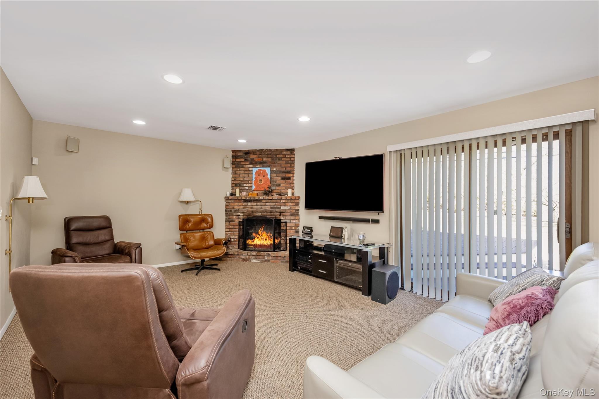 #16 photo, 8 Shari Lane, সাফোক কাউন্টি East Northport , NY 11731