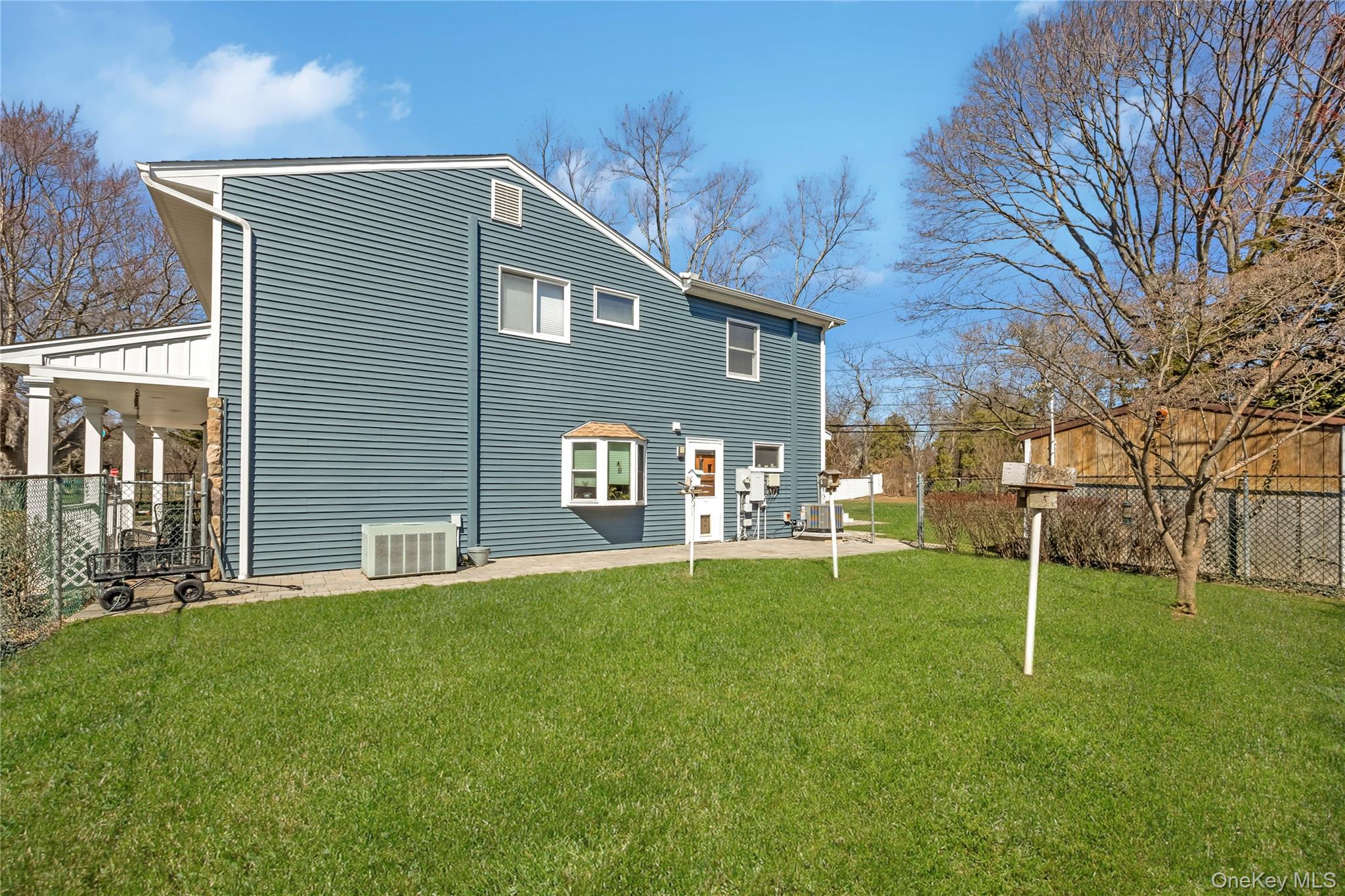 #5 photo, 8 Shari Lane, সাফোক কাউন্টি East Northport , NY 11731