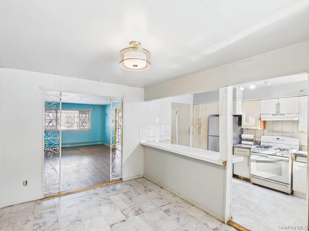 #8 photo, 1256 Allerton Avenue, ব্রঙ্কস Bronx , NY 10469