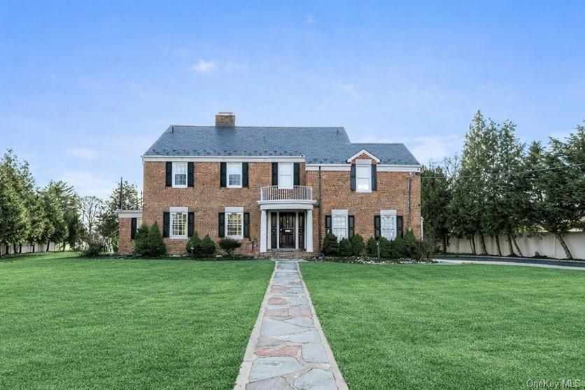 #1 photo, 13 Arbor Place, নাসাউ কাউন্টি Glen Cove , NY 11542