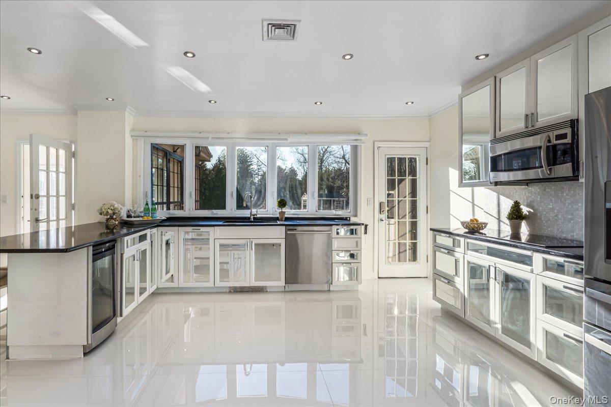 #10 photo, 13 Arbor Place, নাসাউ কাউন্টি Glen Cove , NY 11542