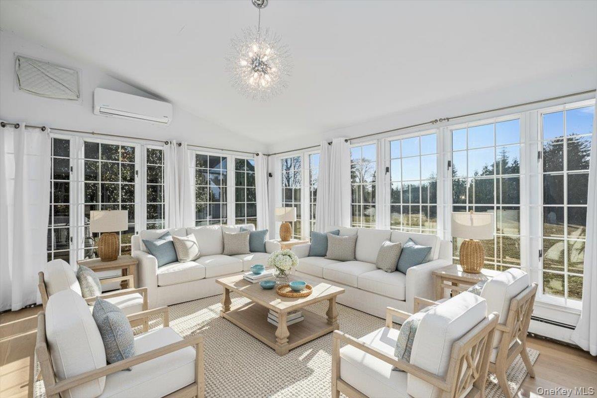 #12 photo, 13 Arbor Place, নাসাউ কাউন্টি Glen Cove , NY 11542