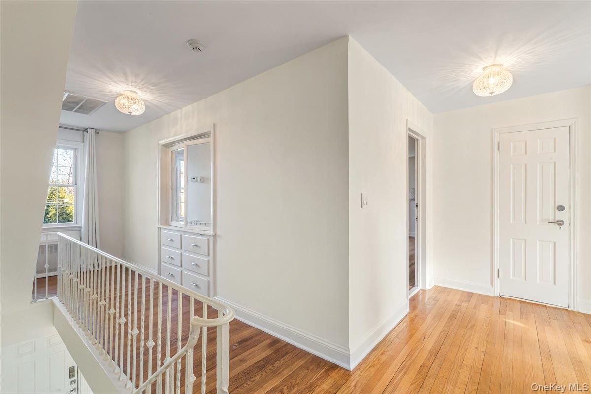 #15 photo, 13 Arbor Place, নাসাউ কাউন্টি Glen Cove , NY 11542