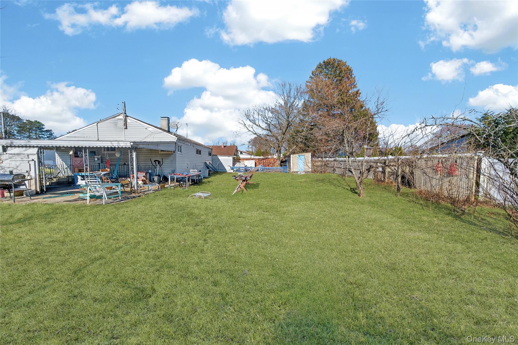 #7 photo, 12 Fairdale Drive, Brentwood , NY 11717