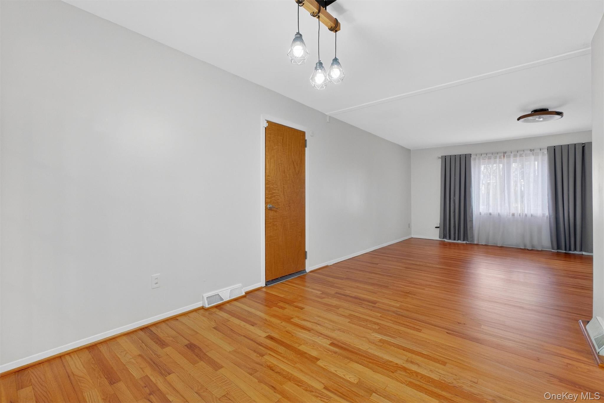 #15 photo, 18 Cardinal Drive, Poughkeepsie , NY 12601