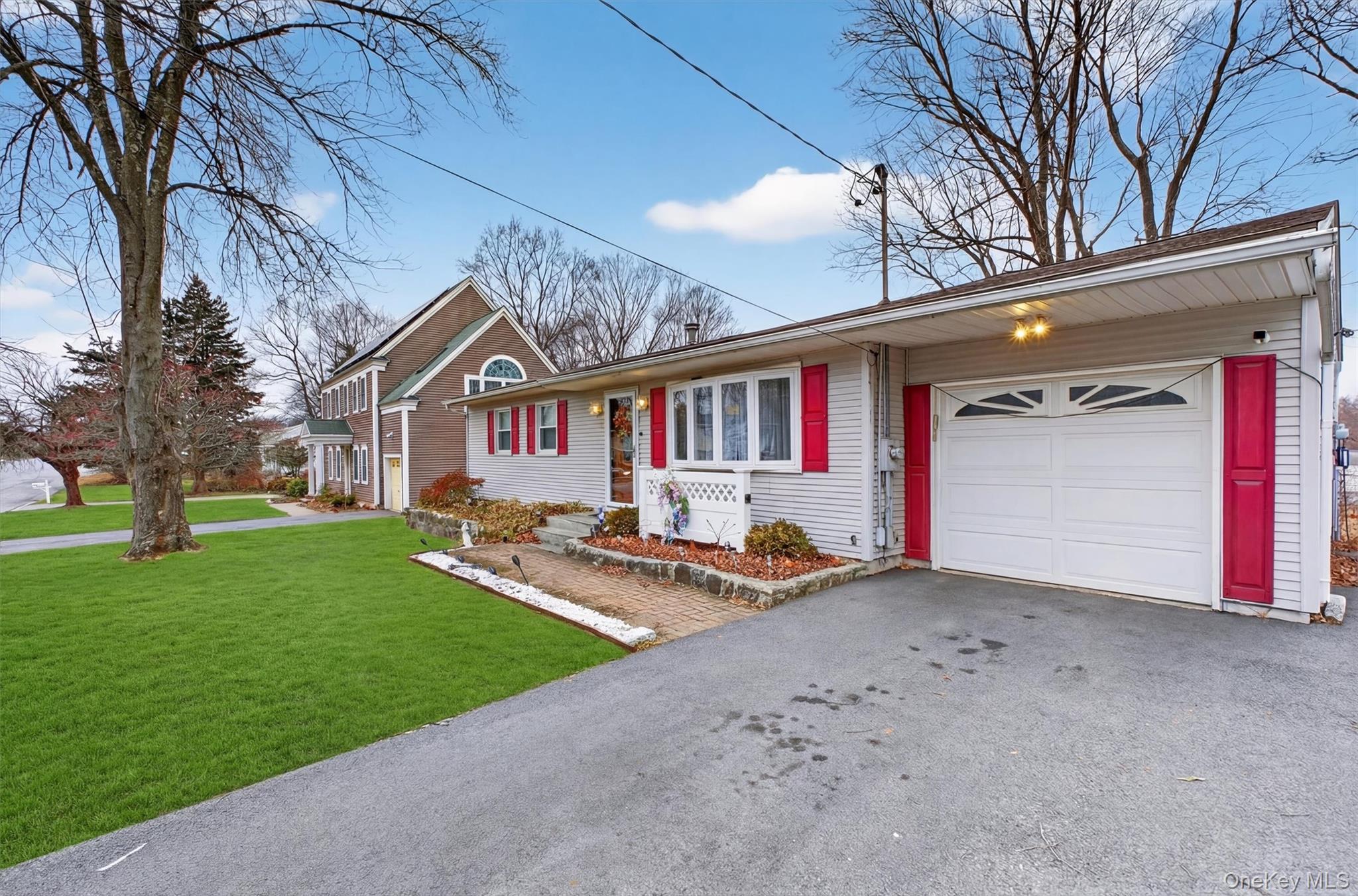 #5 photo, 18 Cardinal Drive, Poughkeepsie , NY 12601