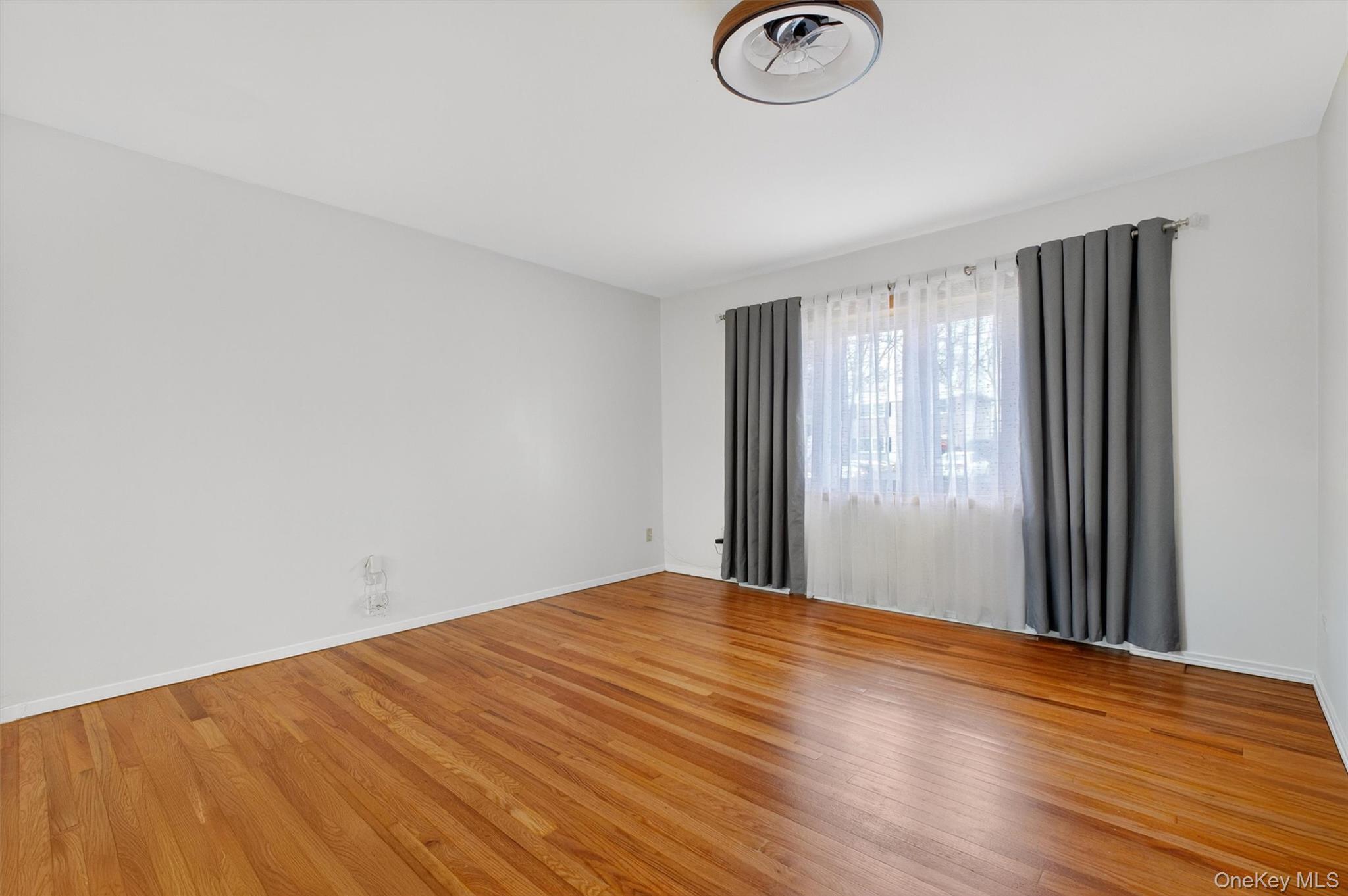 #8 photo, 18 Cardinal Drive, Poughkeepsie , NY 12601